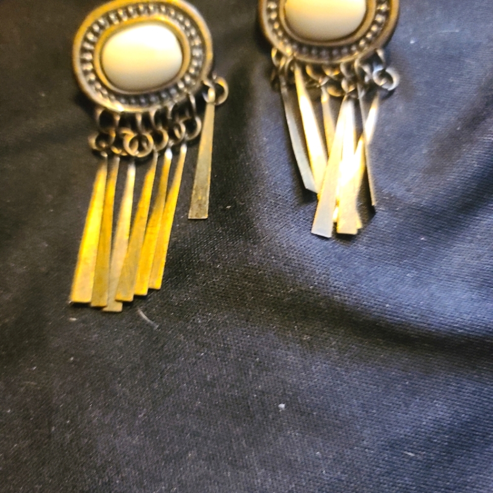 Elegant Gold Dangle Earrings